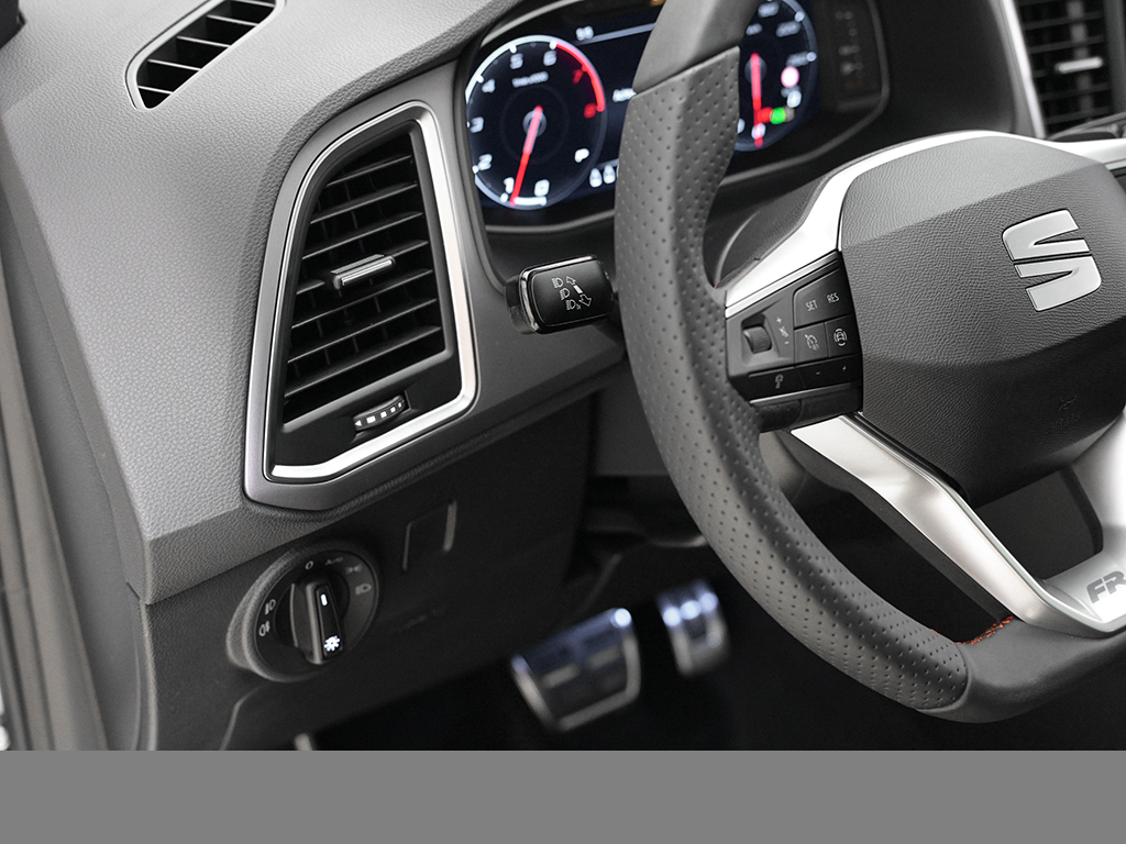 Seat Ateca 1.5 FR BLACK EDITION DSG STANDHZG PANO CAM