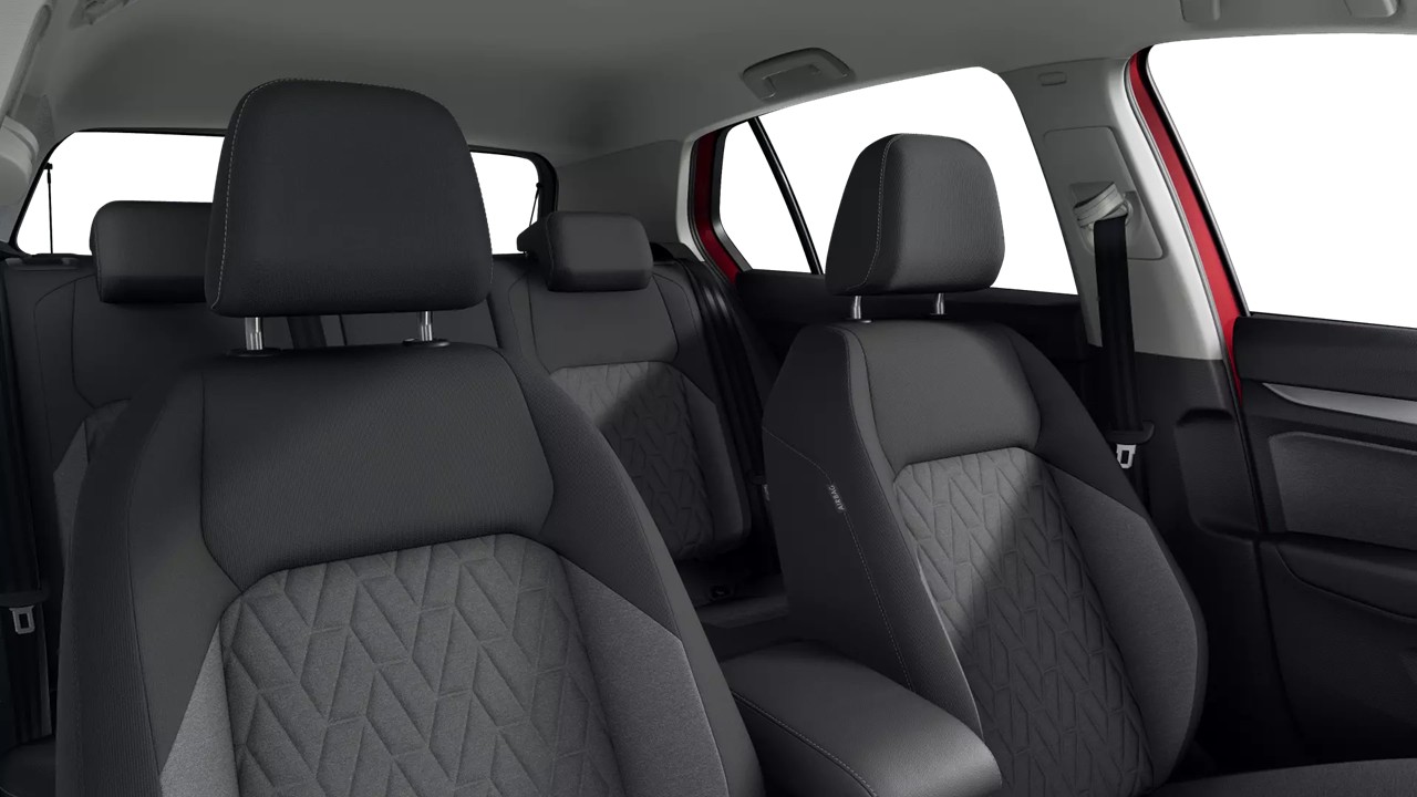 Volkswagen Golf VIII 1.5 eTSI LIFE FACELIFT CAM ACC CARPLAY