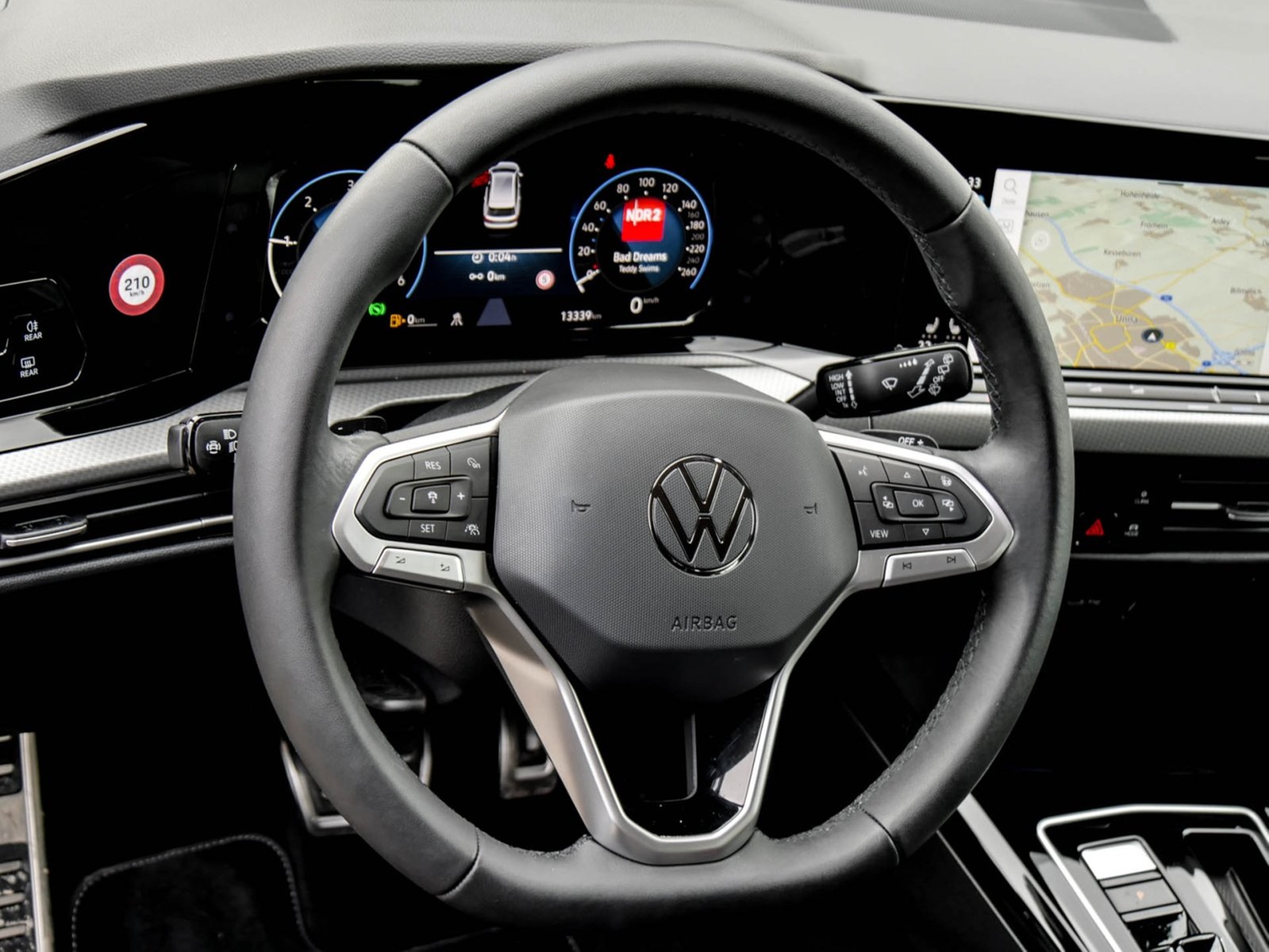 Volkswagen Golf Variant VIII 2.0 ALLTRACK 4X4 CAM ACC LM18