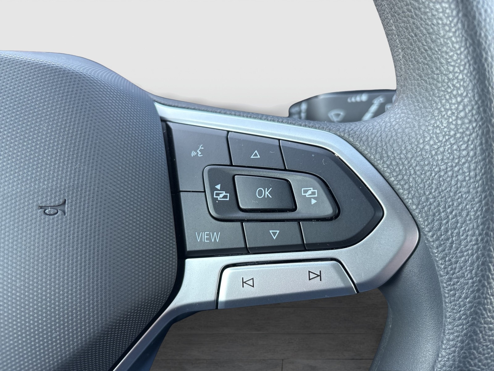 Volkswagen Caddy 1.5 Kombi CAM CARPLAY AHK-VORBEREITUNG