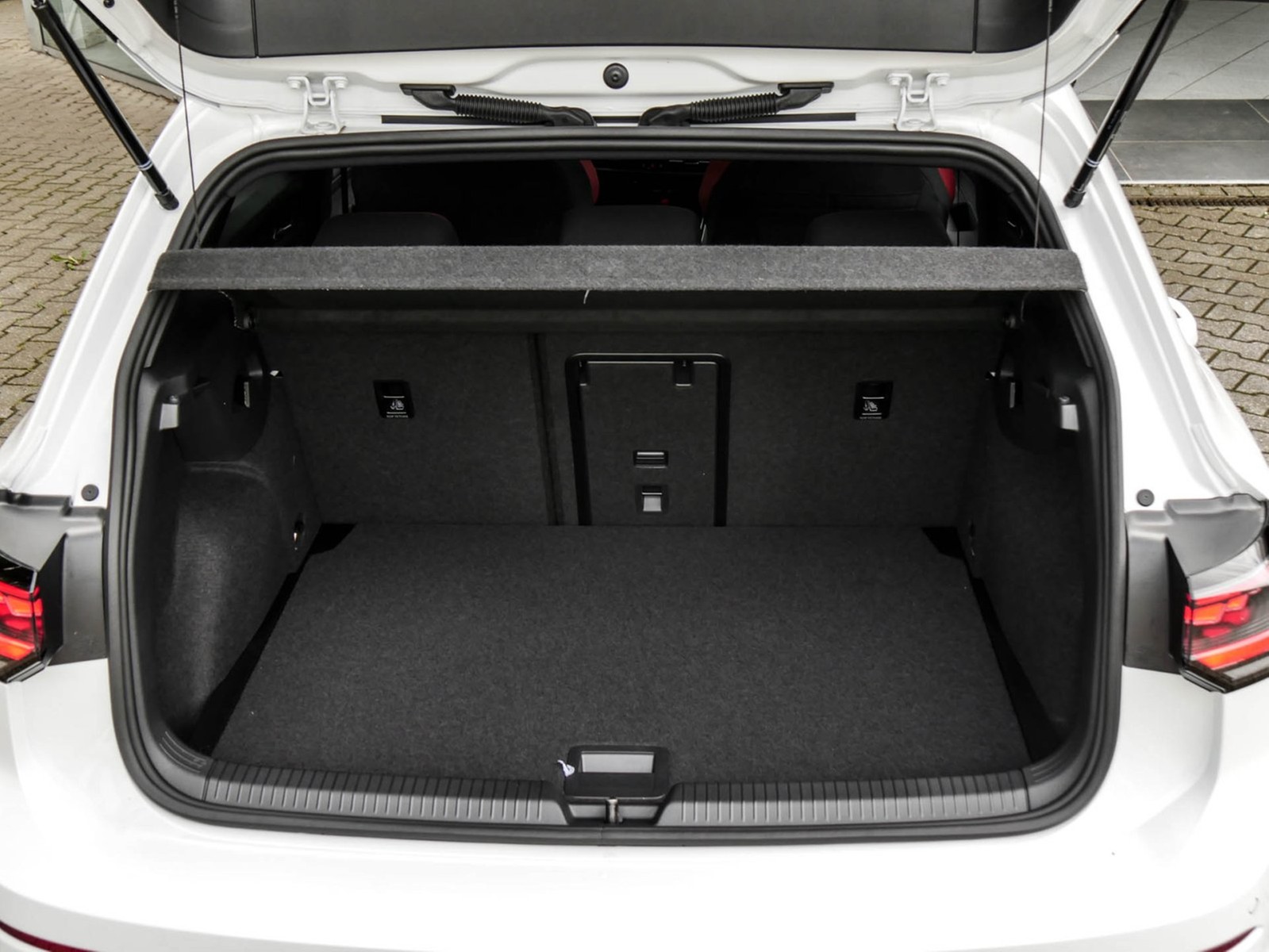 Volkswagen Golf GTI HARMANKARDON BLACKSTYLE PANO