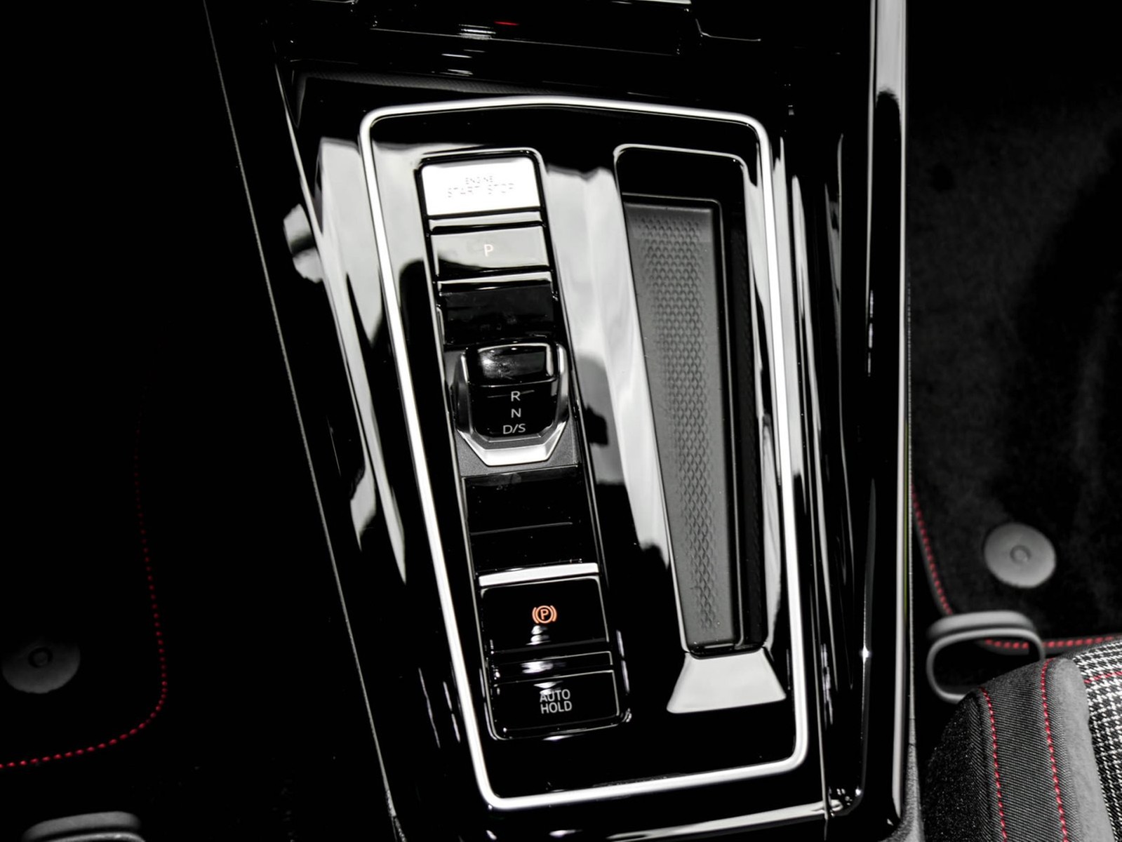 Volkswagen Golf GTI HARMANKARDON BLACKSTYLE PANO