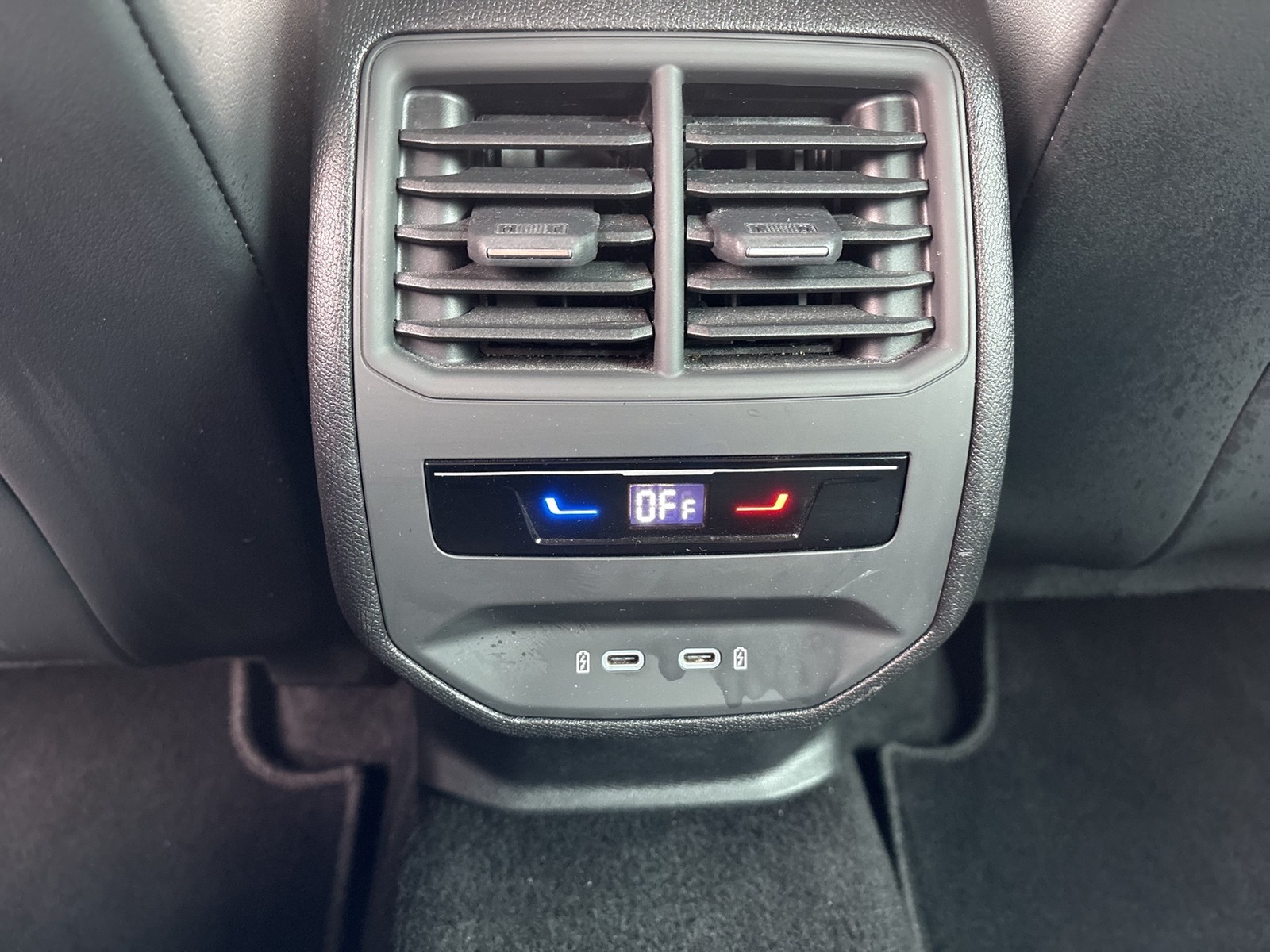 Seat Leon ST 2.0 FR KAMERA ACC ALU17" NAVI SITZHEIZUNG