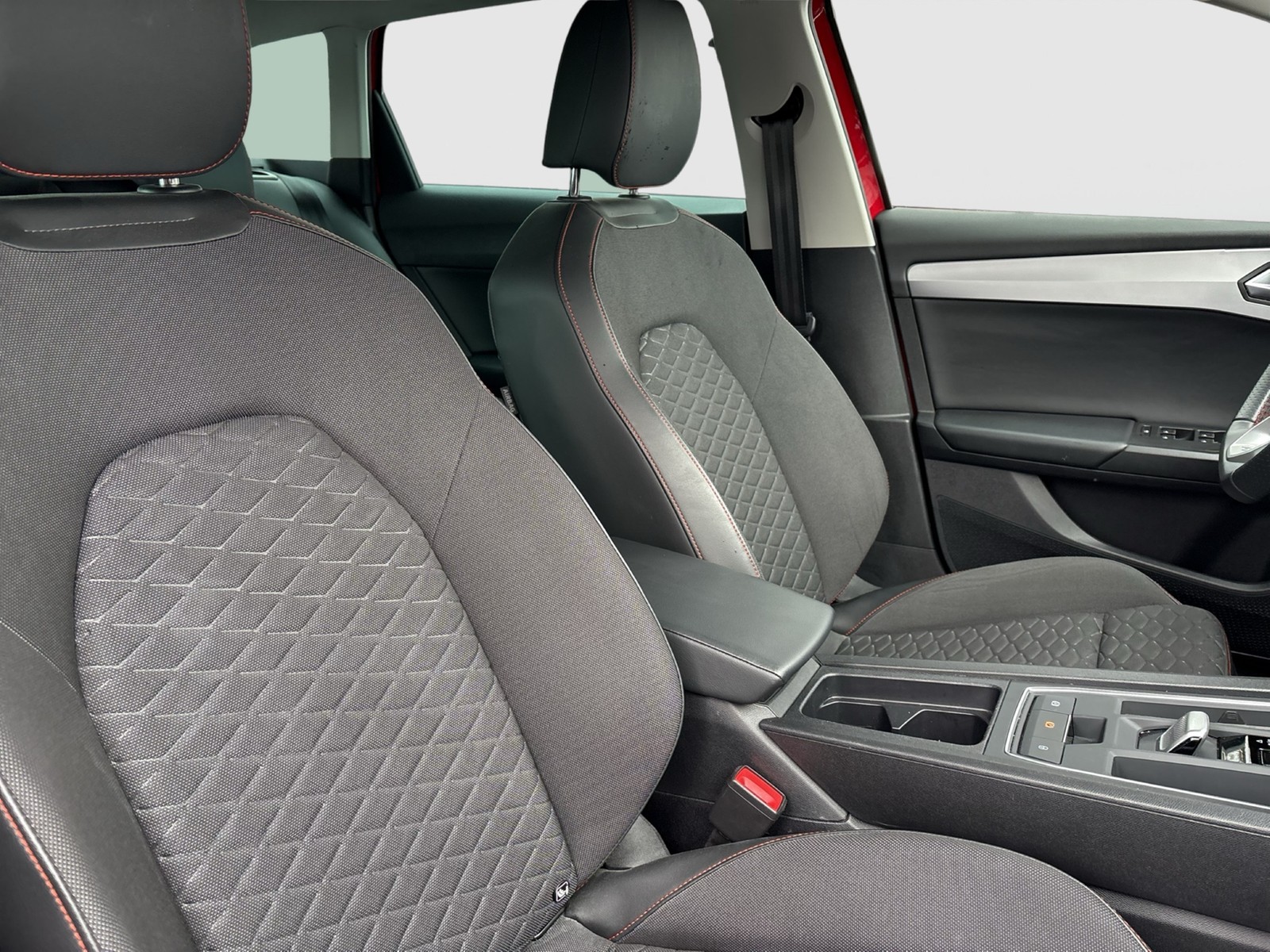 Seat Leon ST 2.0 FR KAMERA ACC ALU17" NAVI SITZHEIZUNG