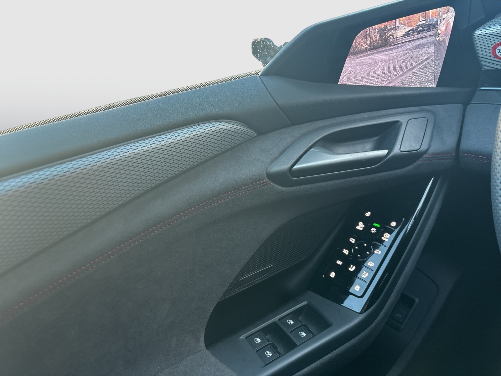 Audi A6 e-tron Sportback S LINE TECHPRO PANO B&O 21"