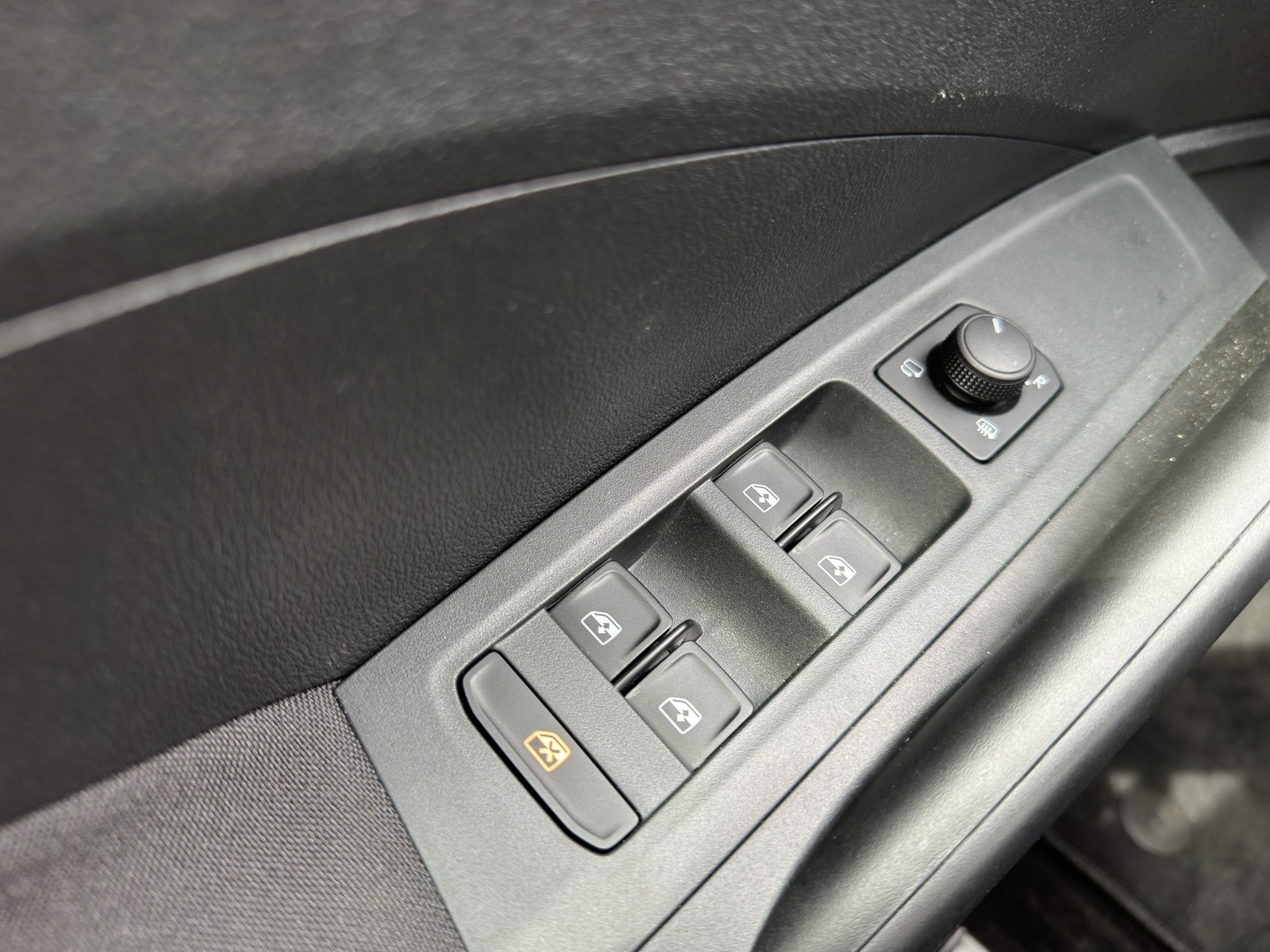 Skoda Fabia 1.0 DRIVE CAM NAVI ALU CARPLAY SITZHEIZUNG