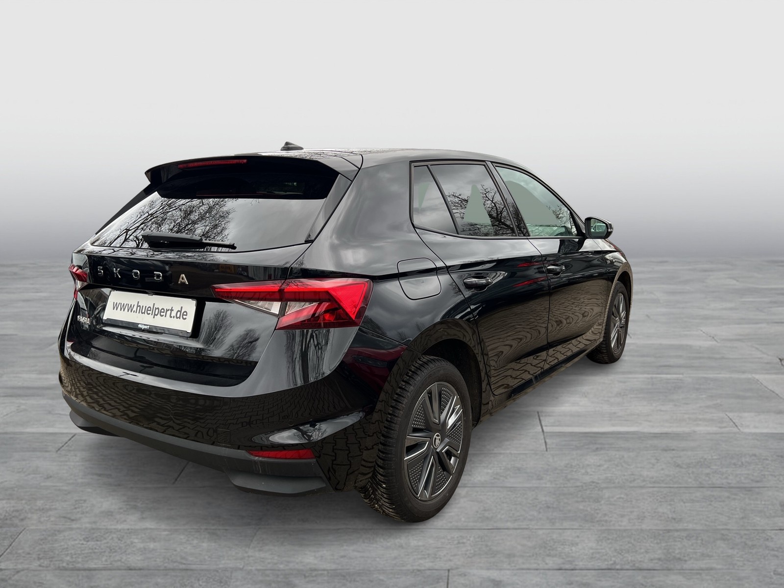 Skoda Fabia 1.0 TOUR CAM NAVI AHK-VORBEREITUNG SITZHZ.