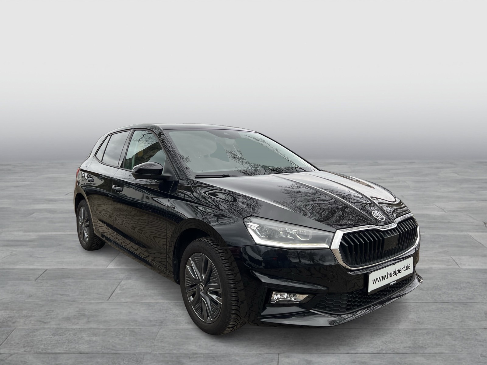 Skoda Fabia 1.0 TOUR CAM NAVI AHK-VORBEREITUNG SITZHZ.