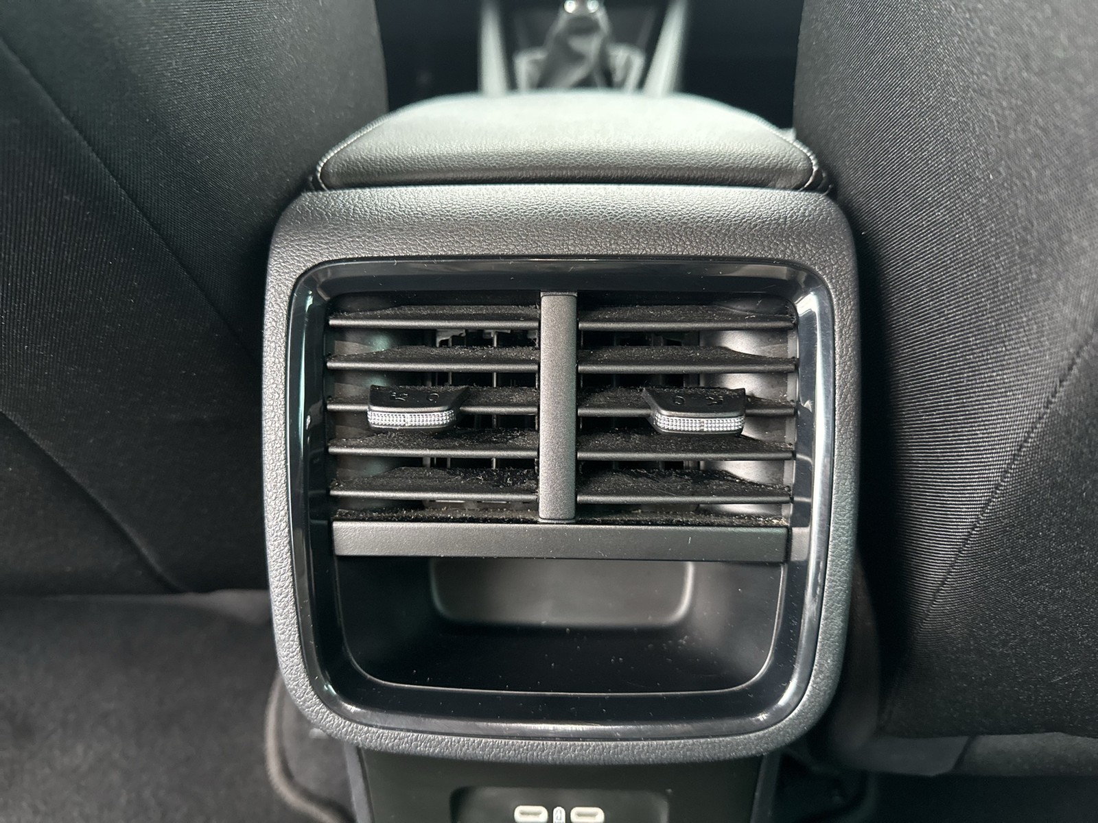 Skoda Octavia Combi 1.5 ACC NAVICOLUMBUS SITZHEIZUNG