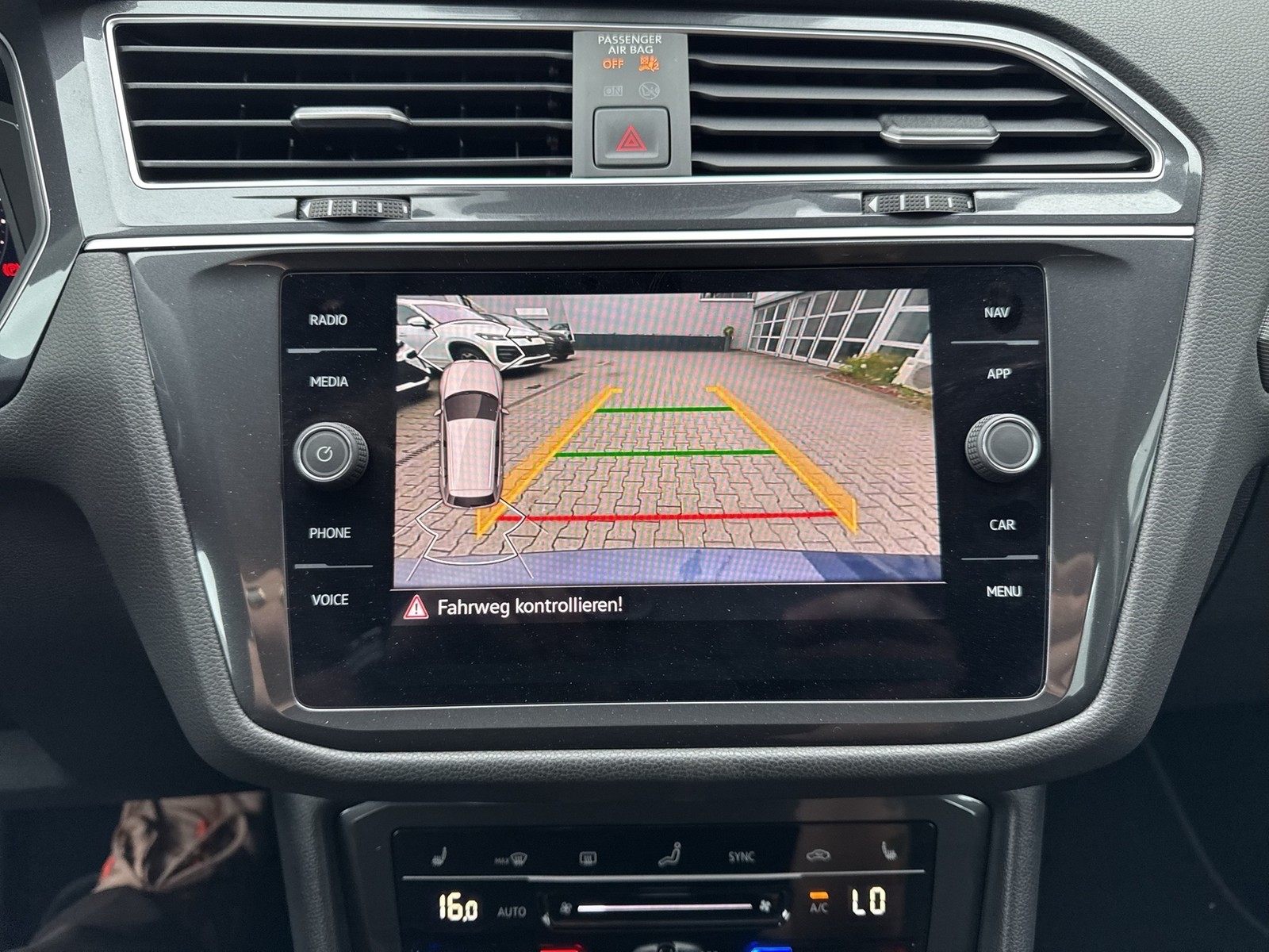 Volkswagen Tiguan Allspace 2.0 LIFE 4X4 CAM ACC LM18 HEADUP
