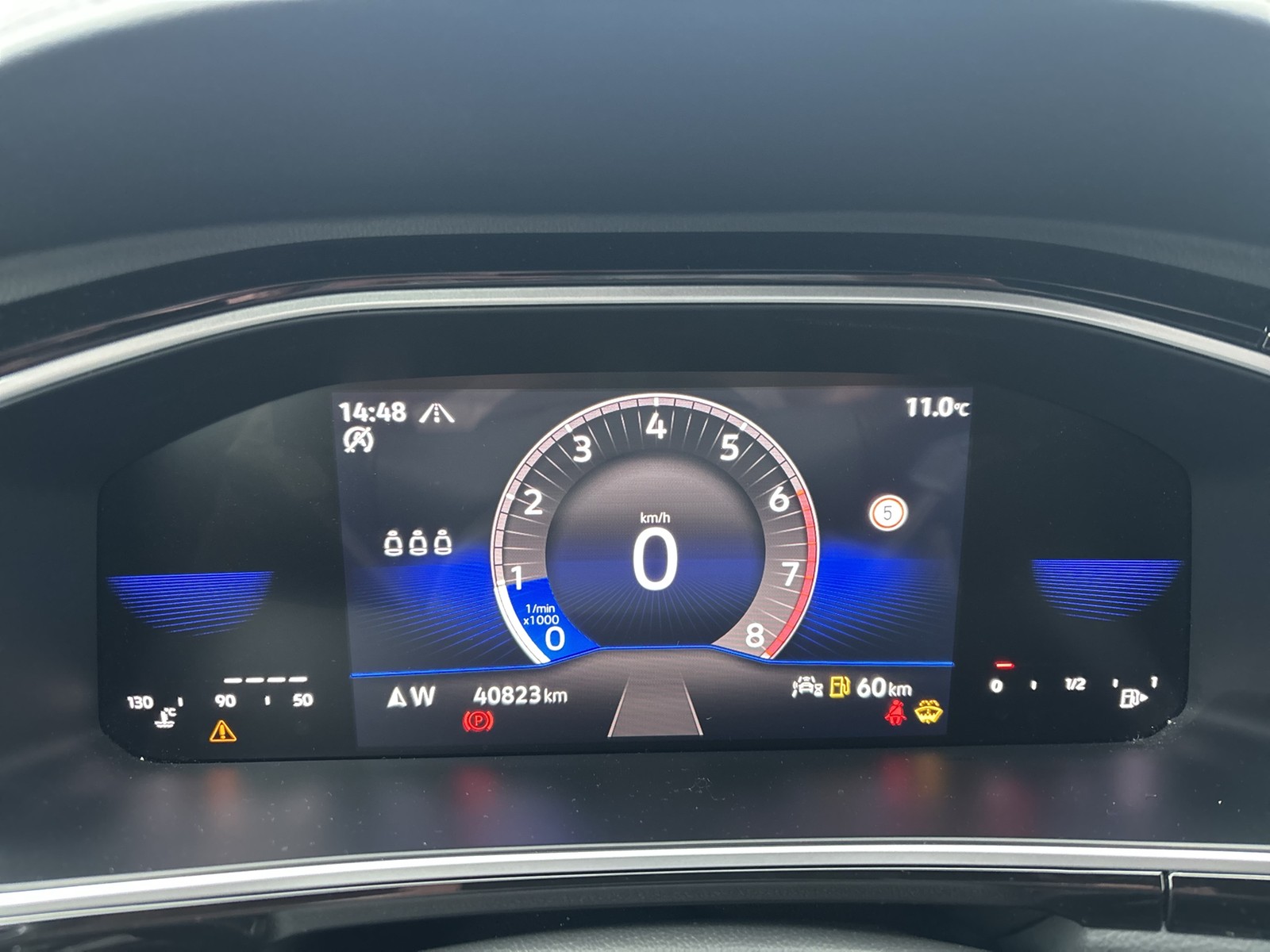 Volkswagen T-Roc 1.0 R-LINE CAM ACC NAVI LM17 LED+ CARPLAY