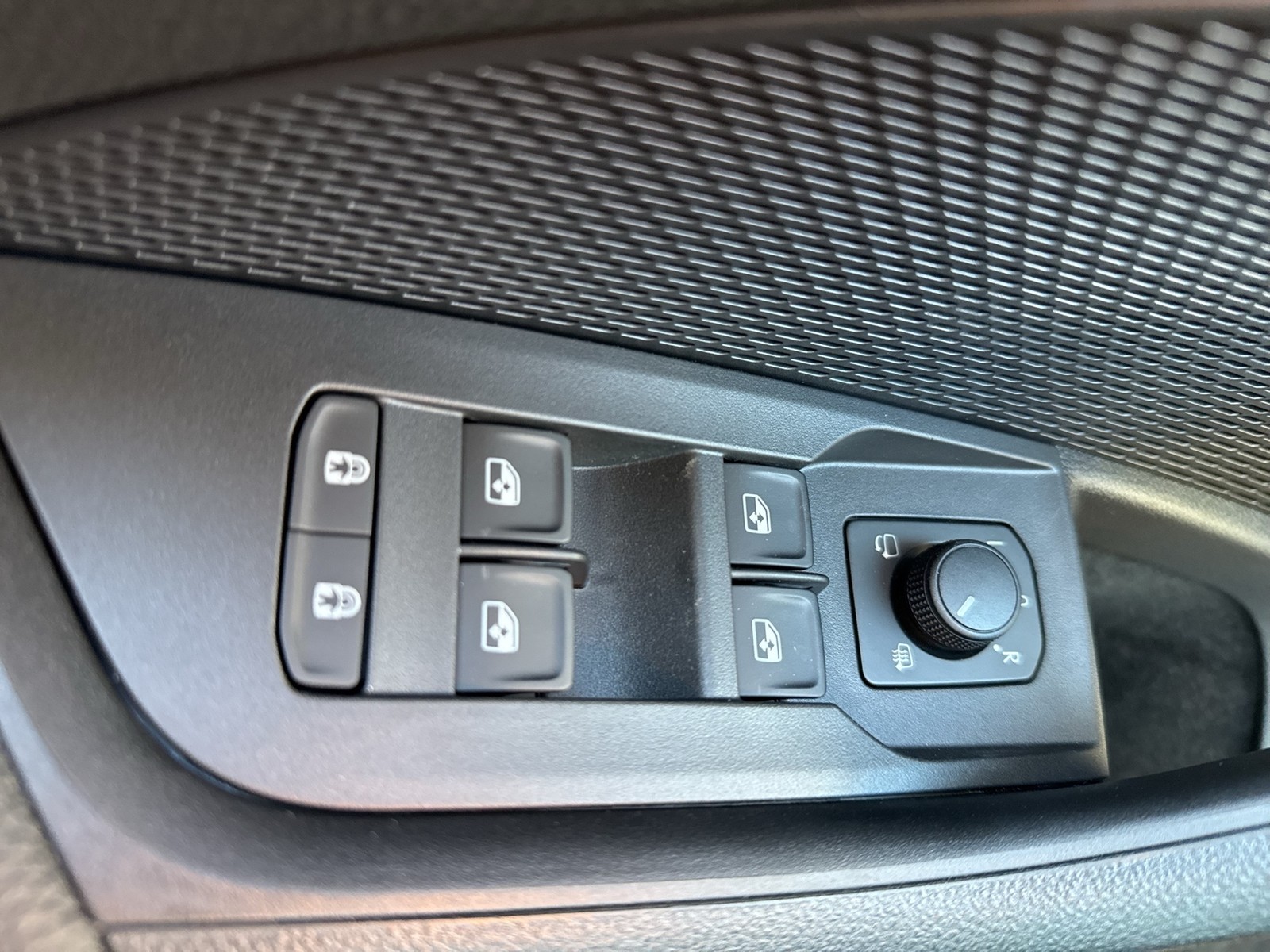 Skoda Octavia Combi 2.0 SELECTION AHK CAM ACC E-KLAPPE
