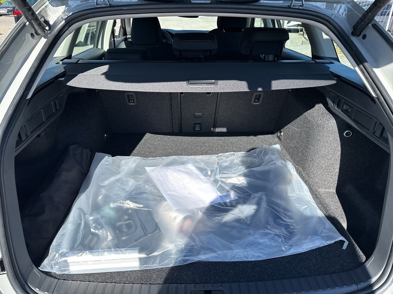 Skoda Octavia Combi 2.0 SELECTION AHK CAM ACC E-KLAPPE
