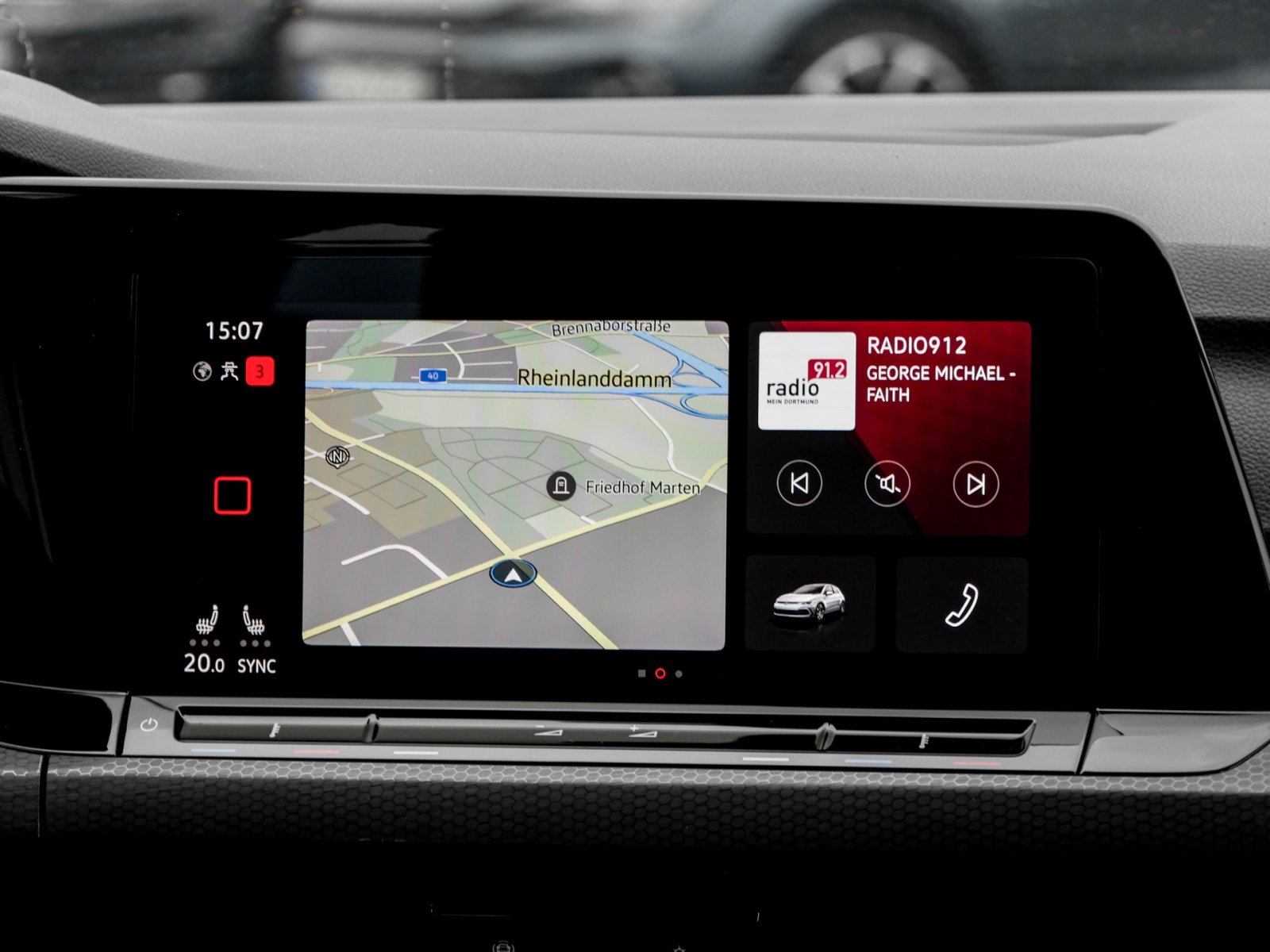 Volkswagen Golf VIII 2.0 GTI CAM ACC NAVI LM17 SITZHEIZUNG