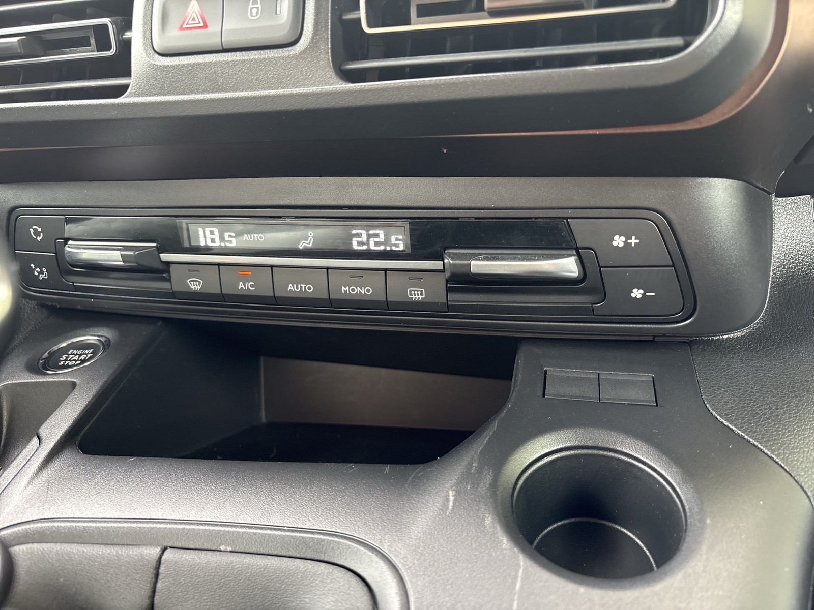 Peugeot Rifter 1.5 GT L1 CAM NAVI ALU CARPLAY SITZHEIZ.