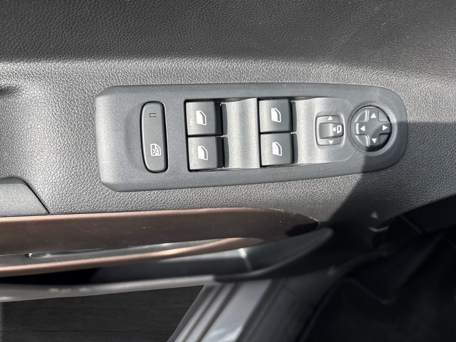 Peugeot Rifter 1.5 GT L1 CAM NAVI ALU CARPLAY SITZHEIZ.