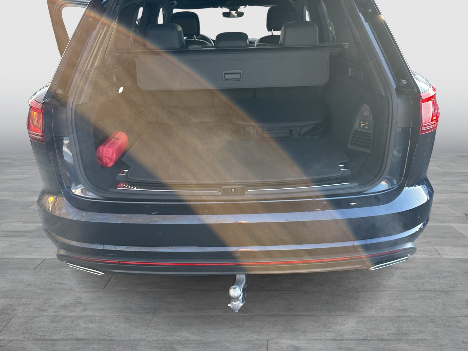 Volkswagen Touareg HYBRID ELEGANCE NEUESMODELL PANO AHK CAM