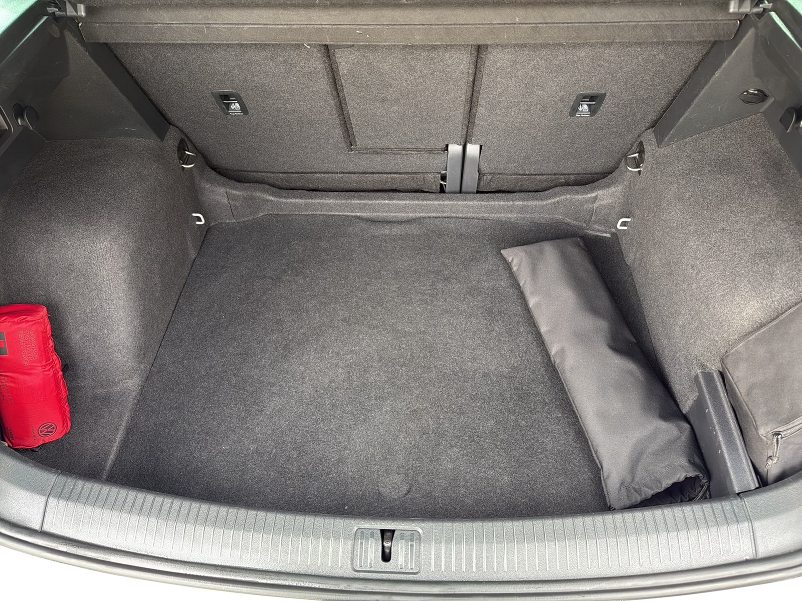 Volkswagen Tiguan 2.0 ELEGANCE CAM ACC LM19 NAVI SITZHEIZ.