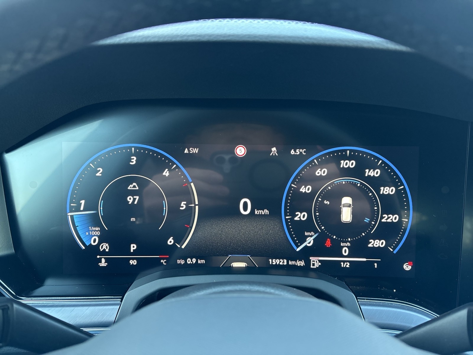 Volkswagen Touareg V6 R-LINE NEUES MODELL AHK CAM HEAD-UP