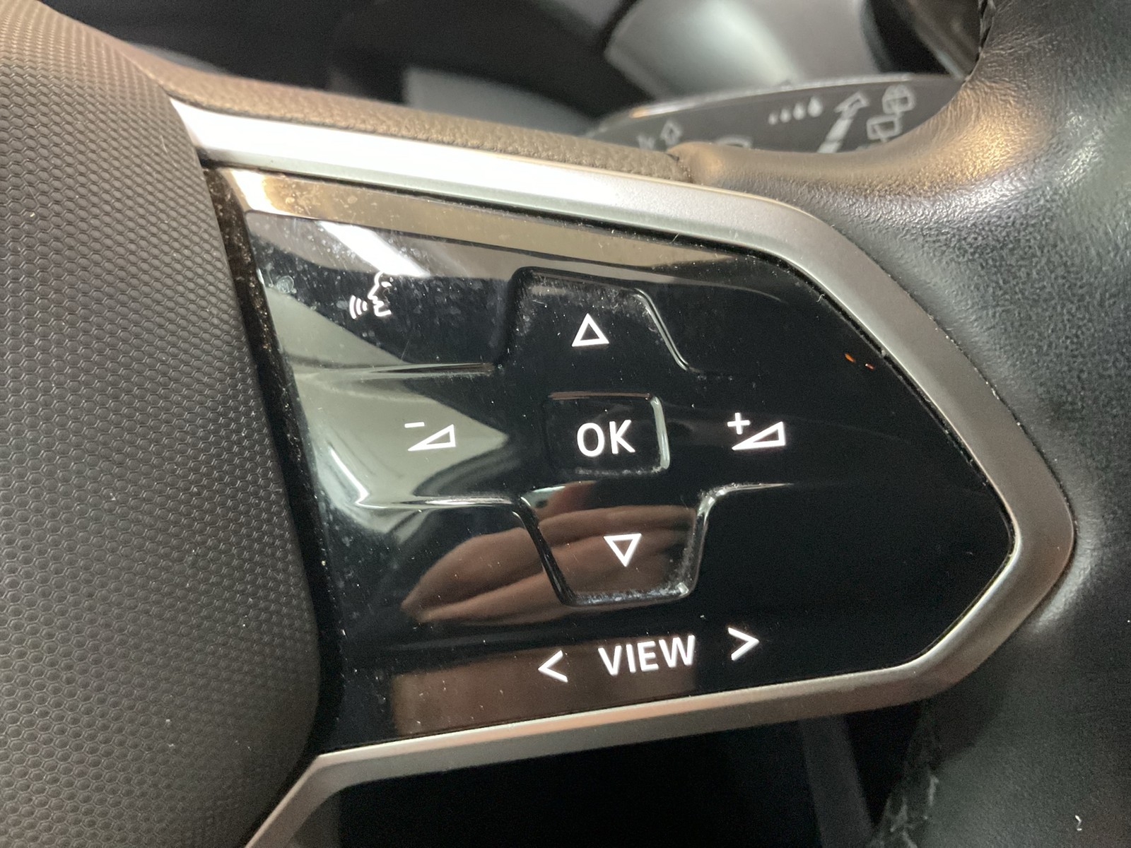 Volkswagen ID.4 Pro Performance 1st CAM ACC LM20 NAVI