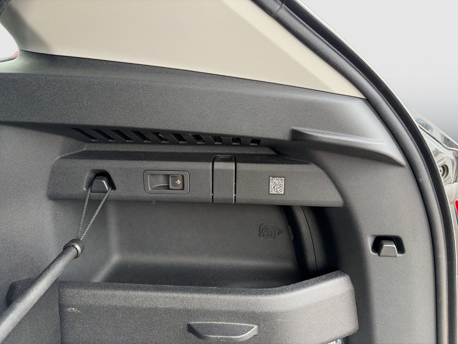 Skoda Elroq 85 LOFT WÄRMEPUMPE AHK CAM ACC LM20 MATRIX