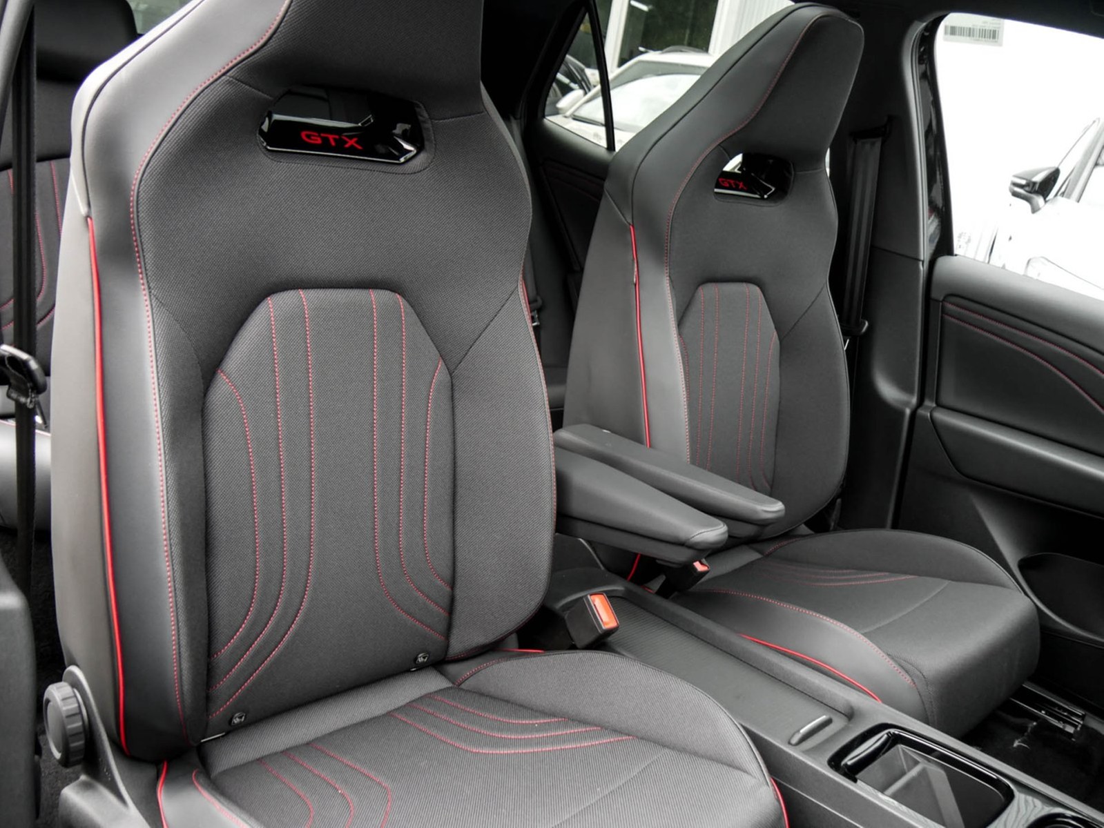 Volkswagen ID.3 GTX PERFORMANCE WÄRMEPUMPE PANO 360CAM LM20