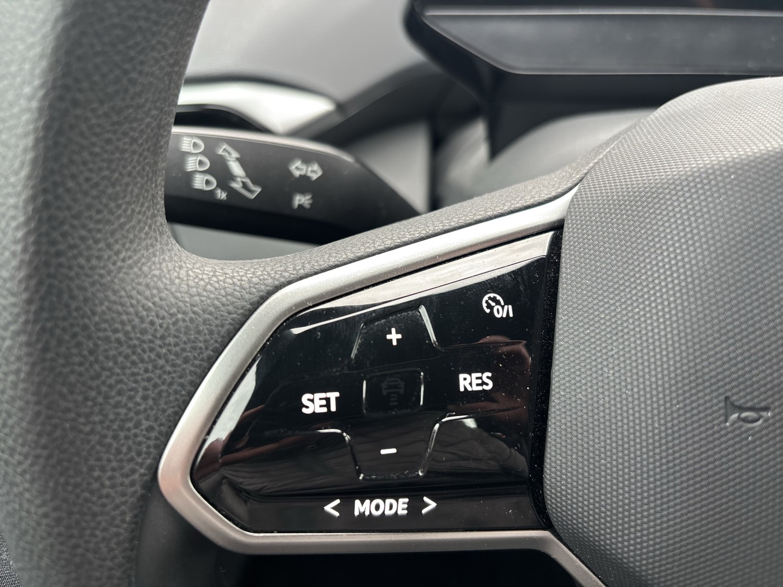 Volkswagen ID.4 Pure Performance WÄRMEPUMPE ACC NAVI