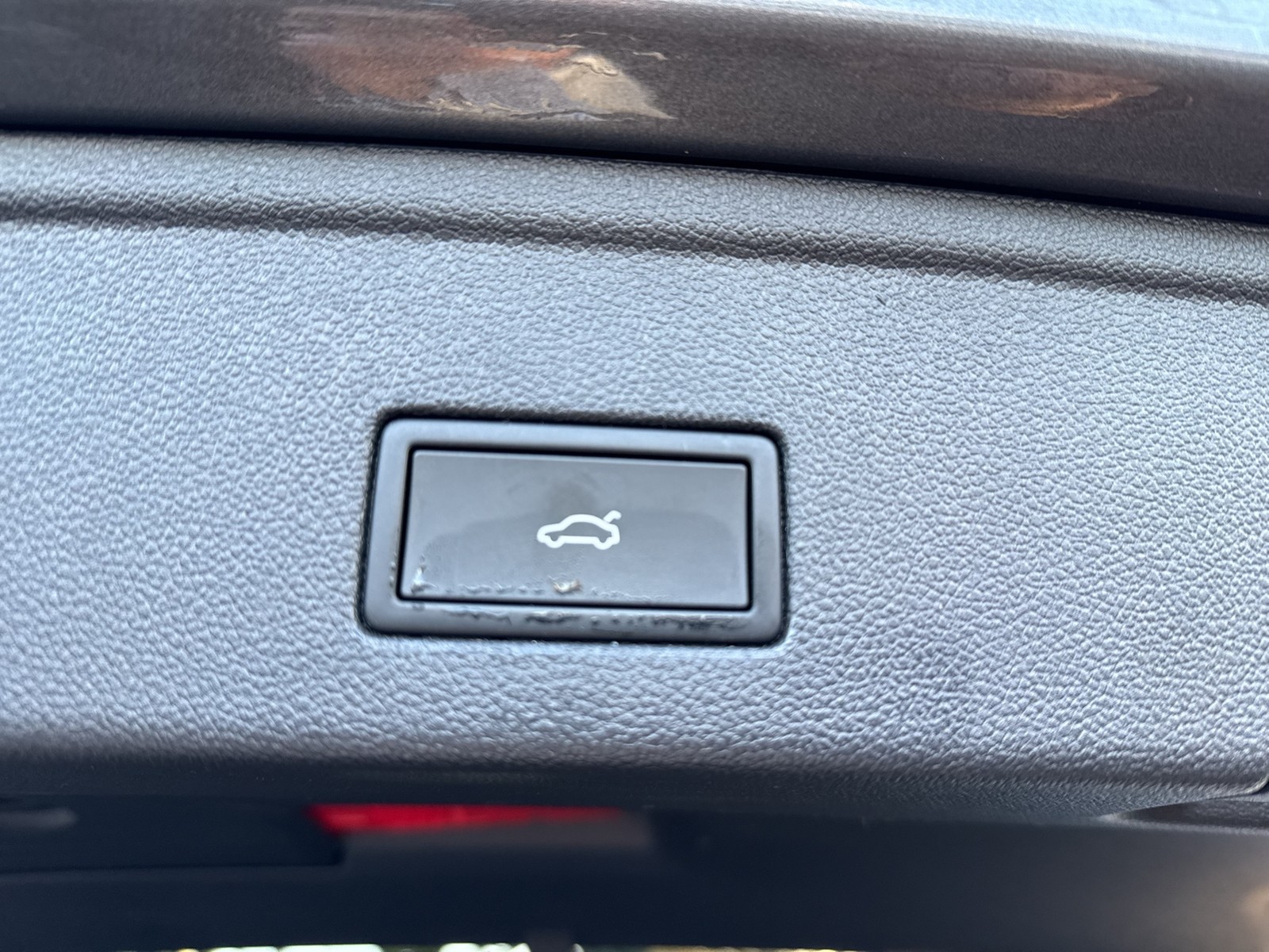 Volkswagen Touareg V6 ELEGANCE NEUESMODELL AHK CAM ACC LM19