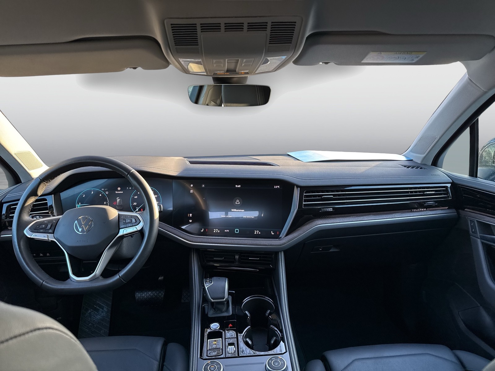 Volkswagen Touareg V6 ELEGANCE NEUESMODELL AHK CAM ACC LM19