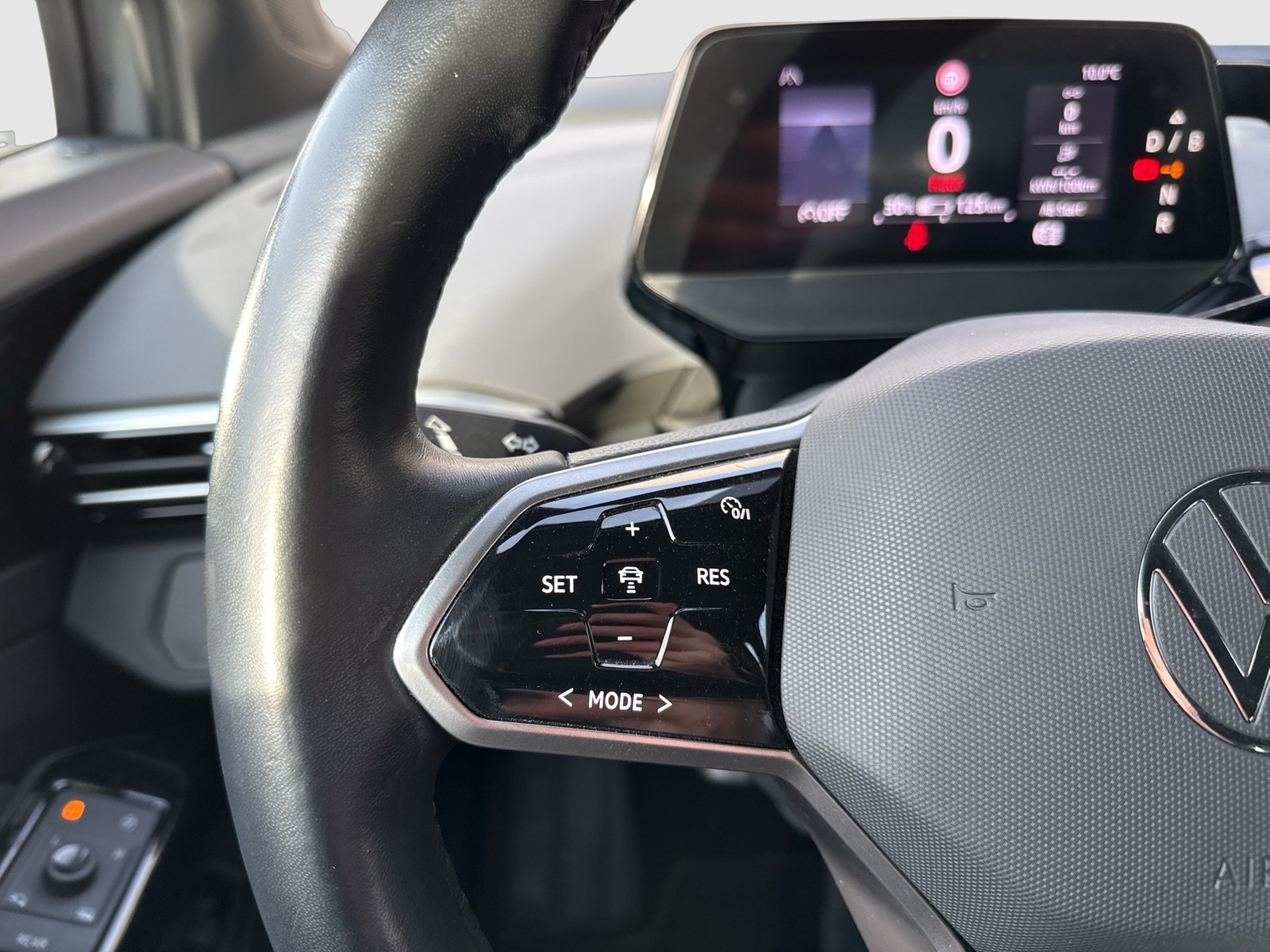 Volkswagen ID.4 Pro Performance 360°CAM ACC E-KLAPPE NAVI