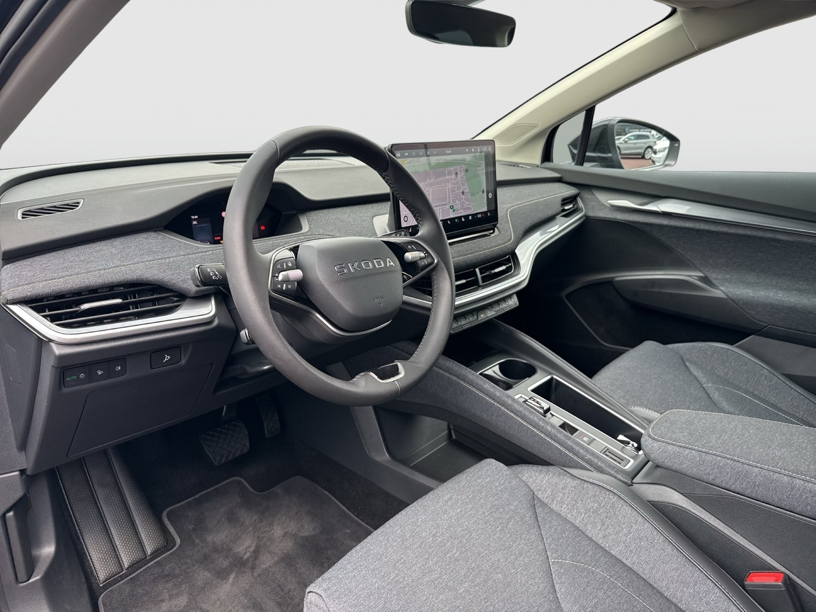 Skoda Elroq 85 LOFT WÄRMEPUMPE AHK CAM ACC LM19 MATRIX