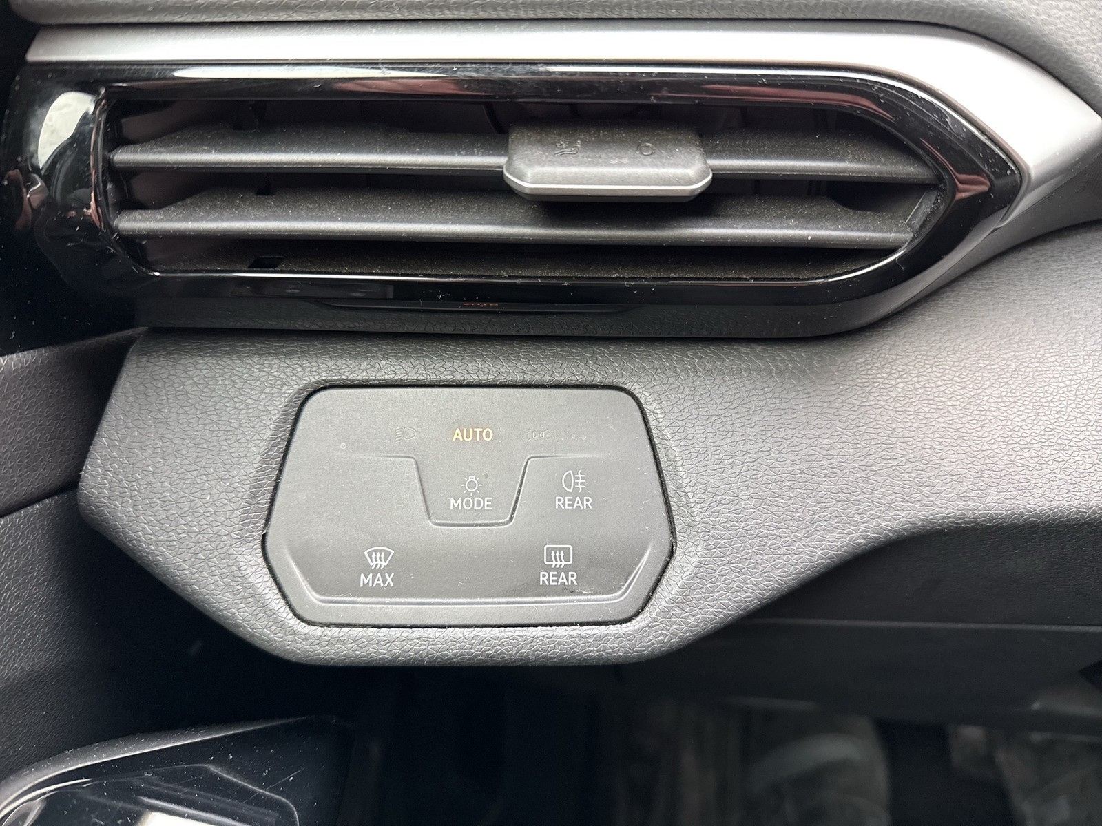 Volkswagen ID.4 Pure Performance ACC NAVI CARPLAY LED KLIMA