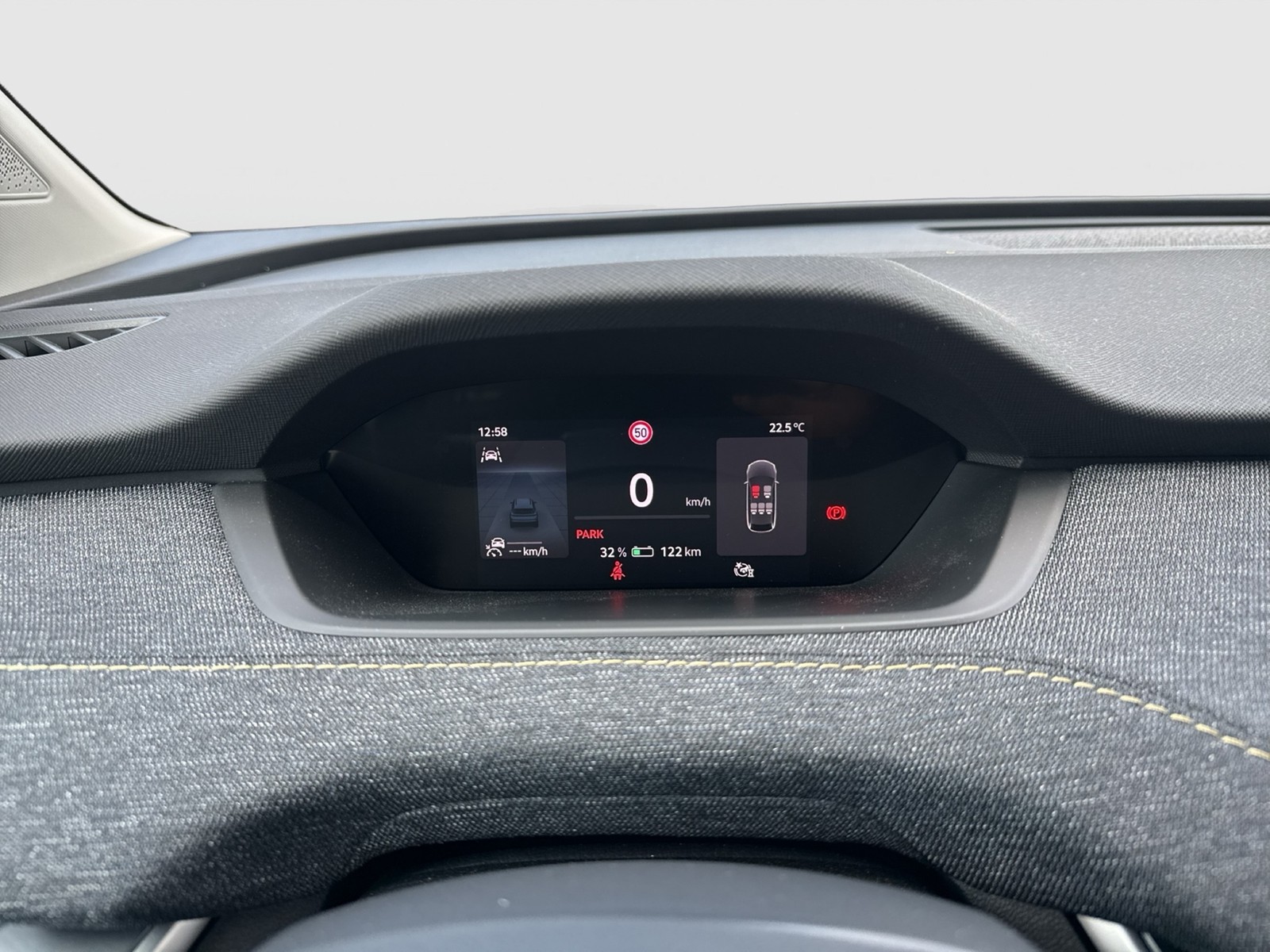 Skoda Elroq 85 LOFT WÄRMEPUMPE AHK CAM ACC LM20 MATRIX