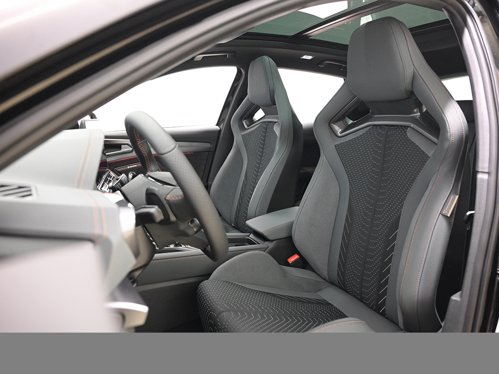 Cupra Formentor 2.5 VZ5 4DRIVE 360CAM PANO MATRIXLED