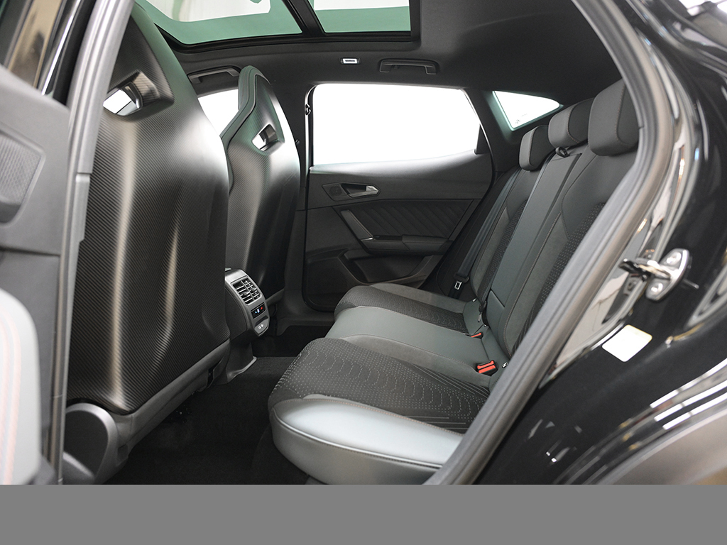 Cupra Formentor 2.5 VZ5 4DRIVE 360CAM PANO MATRIXLED