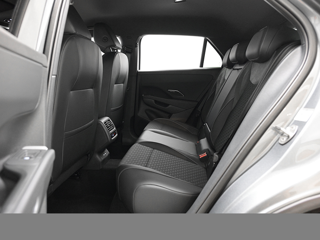 Volkswagen T-Roc 1.5 R-LINE DSG