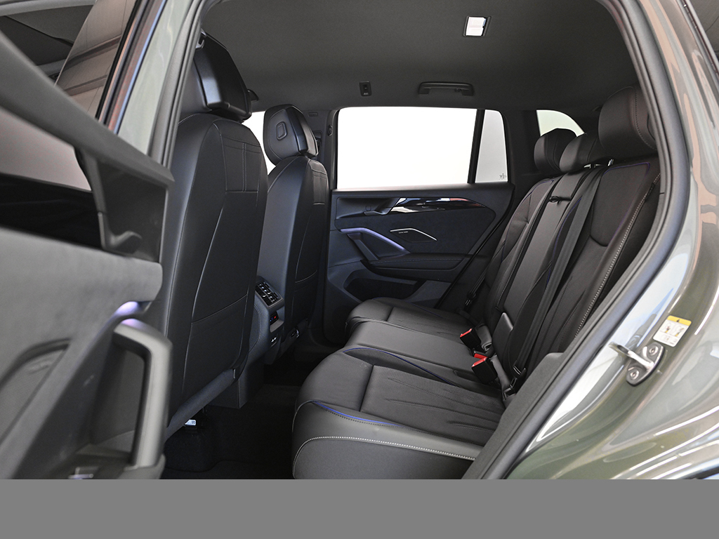 Volkswagen Tiguan 2.0 R-LINE 4MOTION DSG LEDER AHK 360CAM
