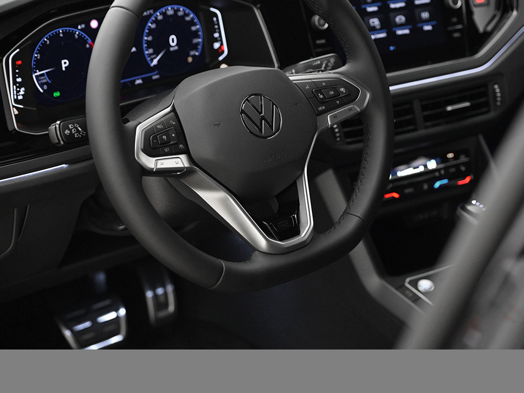 Volkswagen Polo 1.0 R-LINE DSG NAVI CAM KEYLESS MATRIXLED