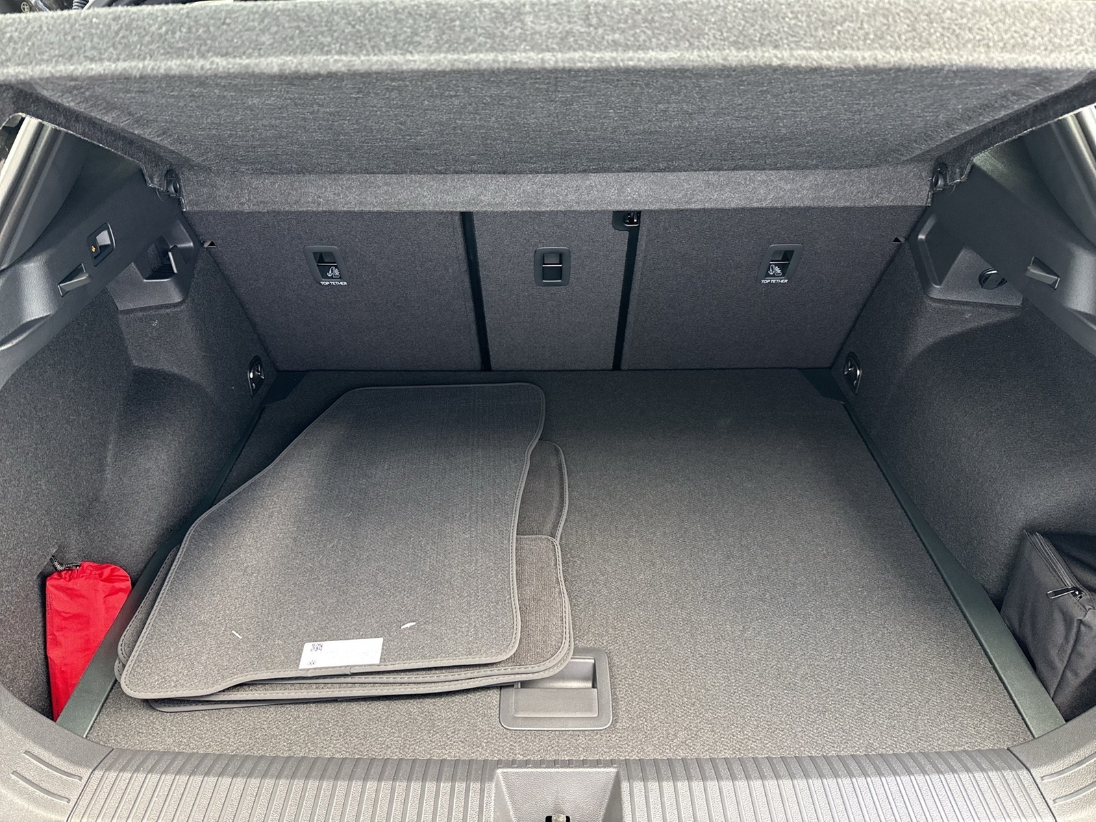 Volkswagen T-Roc 1.5 R-LINE DSG
