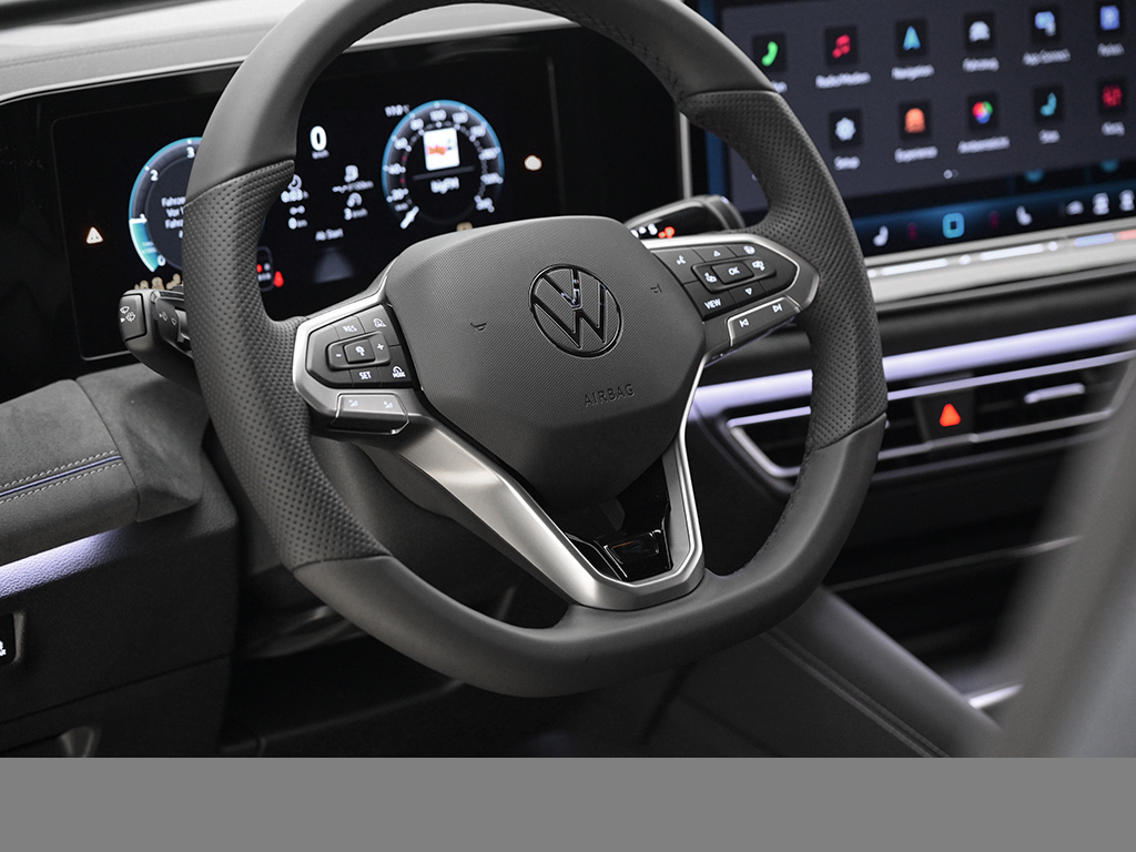 Volkswagen Tiguan 2.0 R-LINE DSG AHK MATRIXLED 360CAM LM20