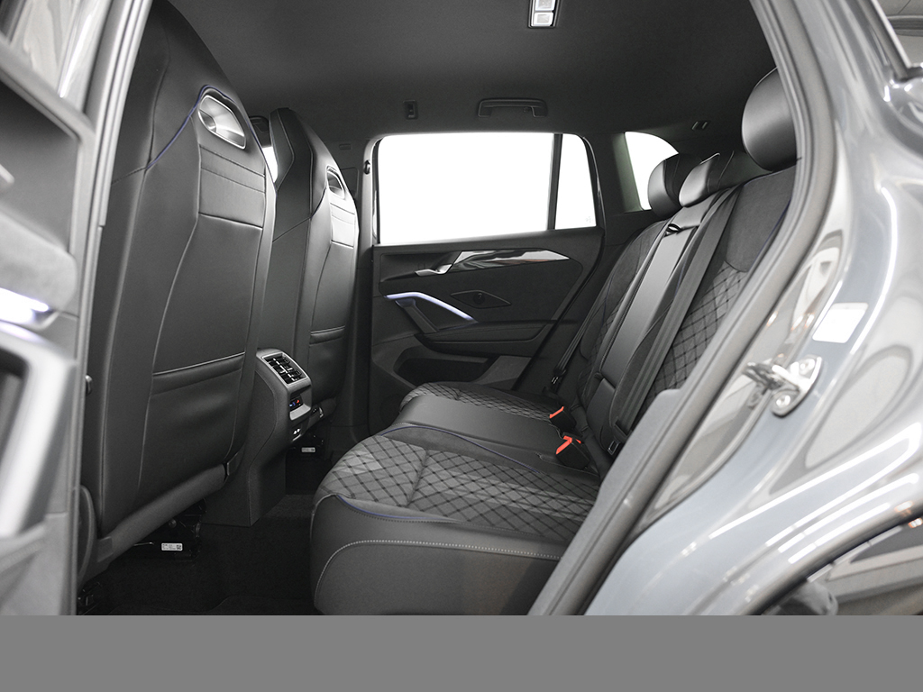 Volkswagen Tiguan 2.0 R-LINE DSG AHK MATRIXLED 360CAM LM20