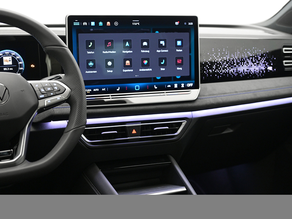 Volkswagen Tiguan 2.0 R-LINE DSG AHK MATRIXLED 360CAM LM20