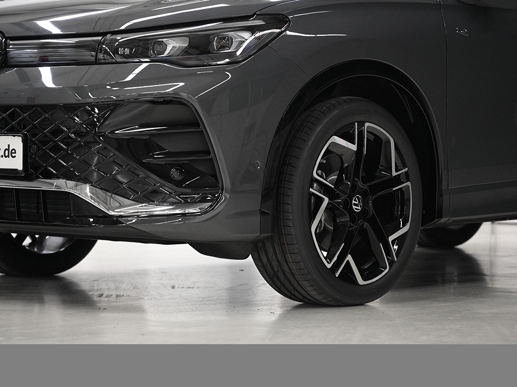 Volkswagen Tiguan 2.0 R-LINE DSG AHK MATRIXLED 360CAM LM20