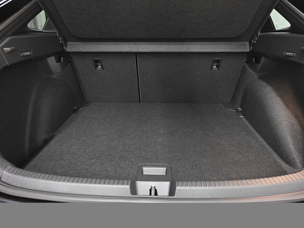 Volkswagen Taigo 1.0 R-LINE BLACK STYLE CAM ACC LM18 MATRIX