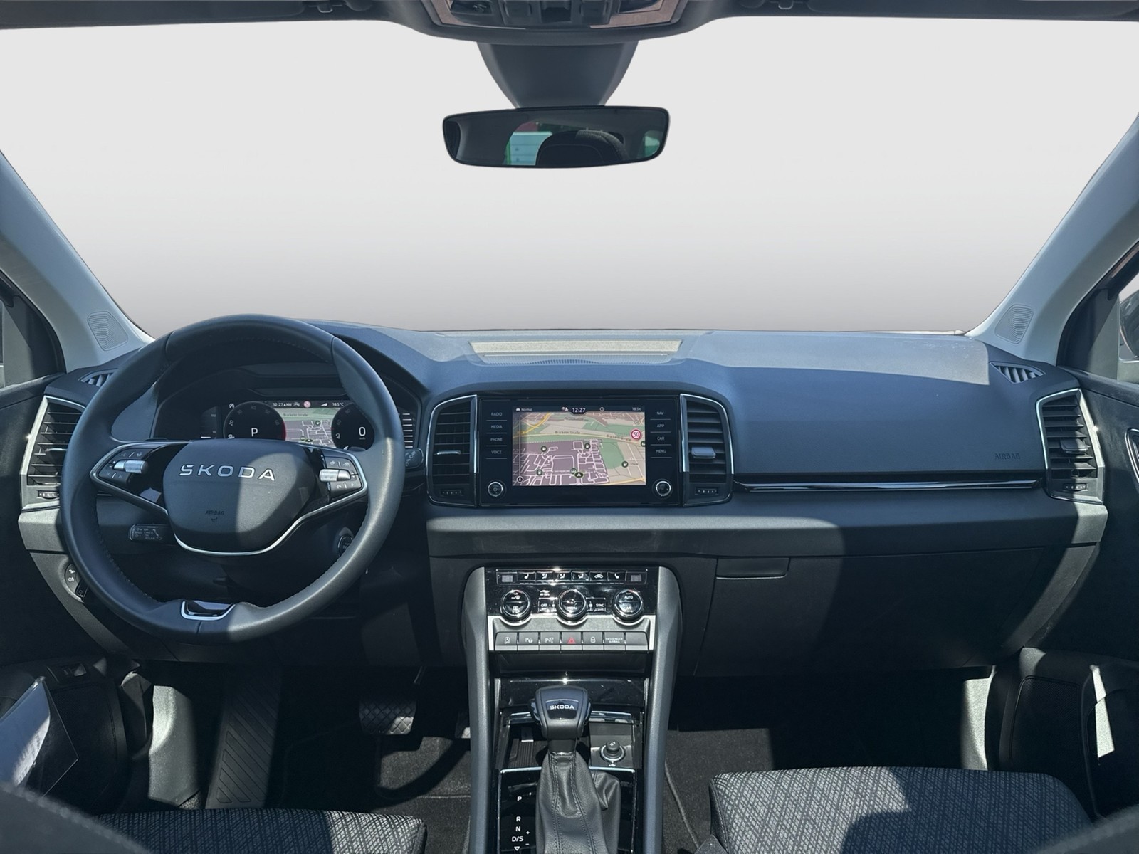Skoda Karoq 1.5 TOUR PANO AHK 360°CAM ACC MATRIX NAVI