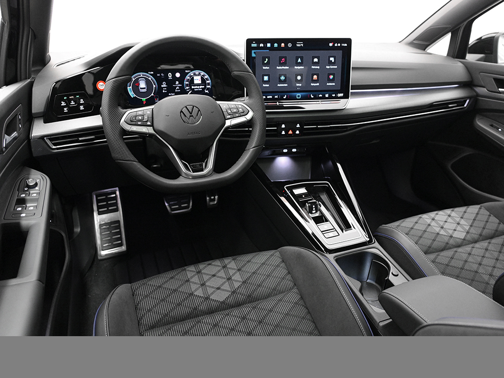 Volkswagen Golf Variant VIII 2.0 R-LINE BLACKSTYLE PANO CAM