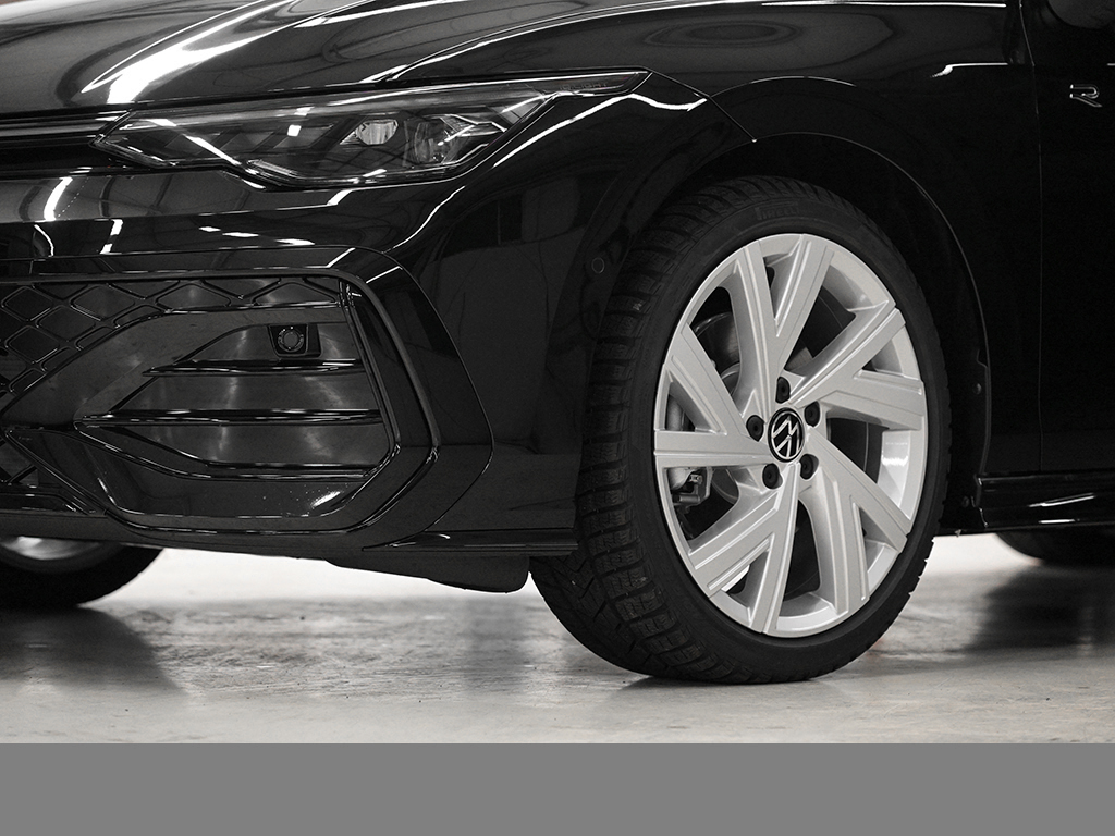 Volkswagen Golf Variant VIII 2.0 R-LINE BLACKSTYLE PANO CAM