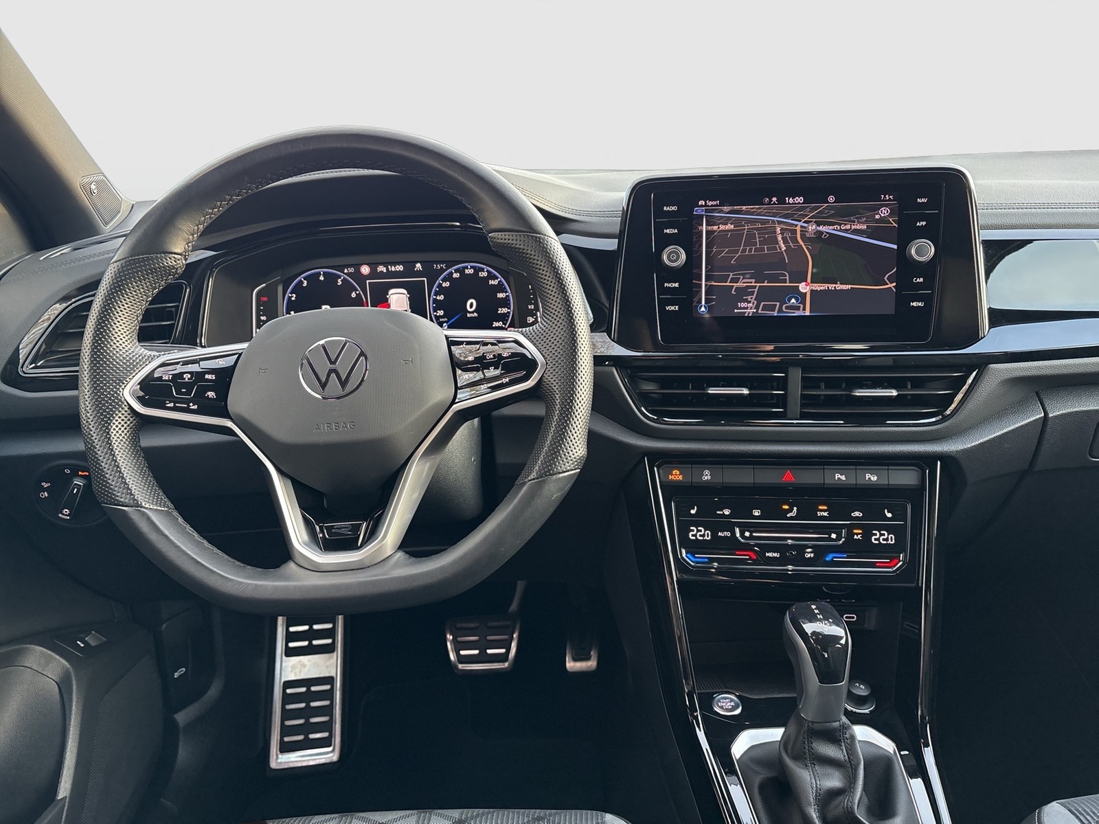 Volkswagen T-Roc 1.5 R-LINE BLACK STYLE BEATS AHK ACC LM19