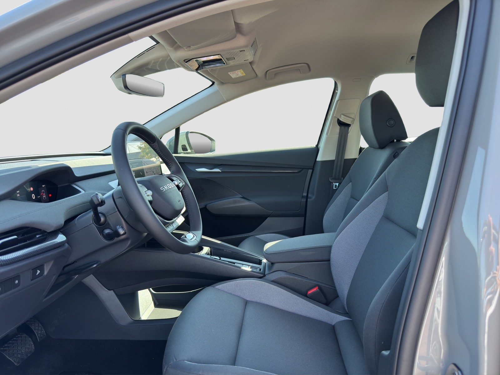 Skoda Elroq 50 PDC NAV RFK SHZ