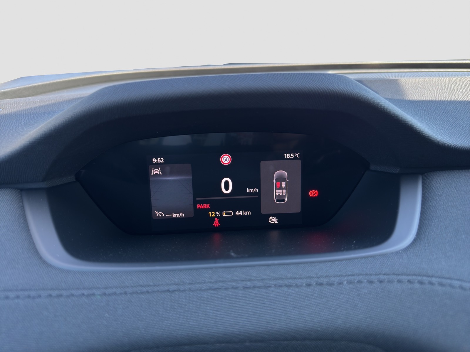 Skoda Elroq 50 PDC NAV RFK SHZ